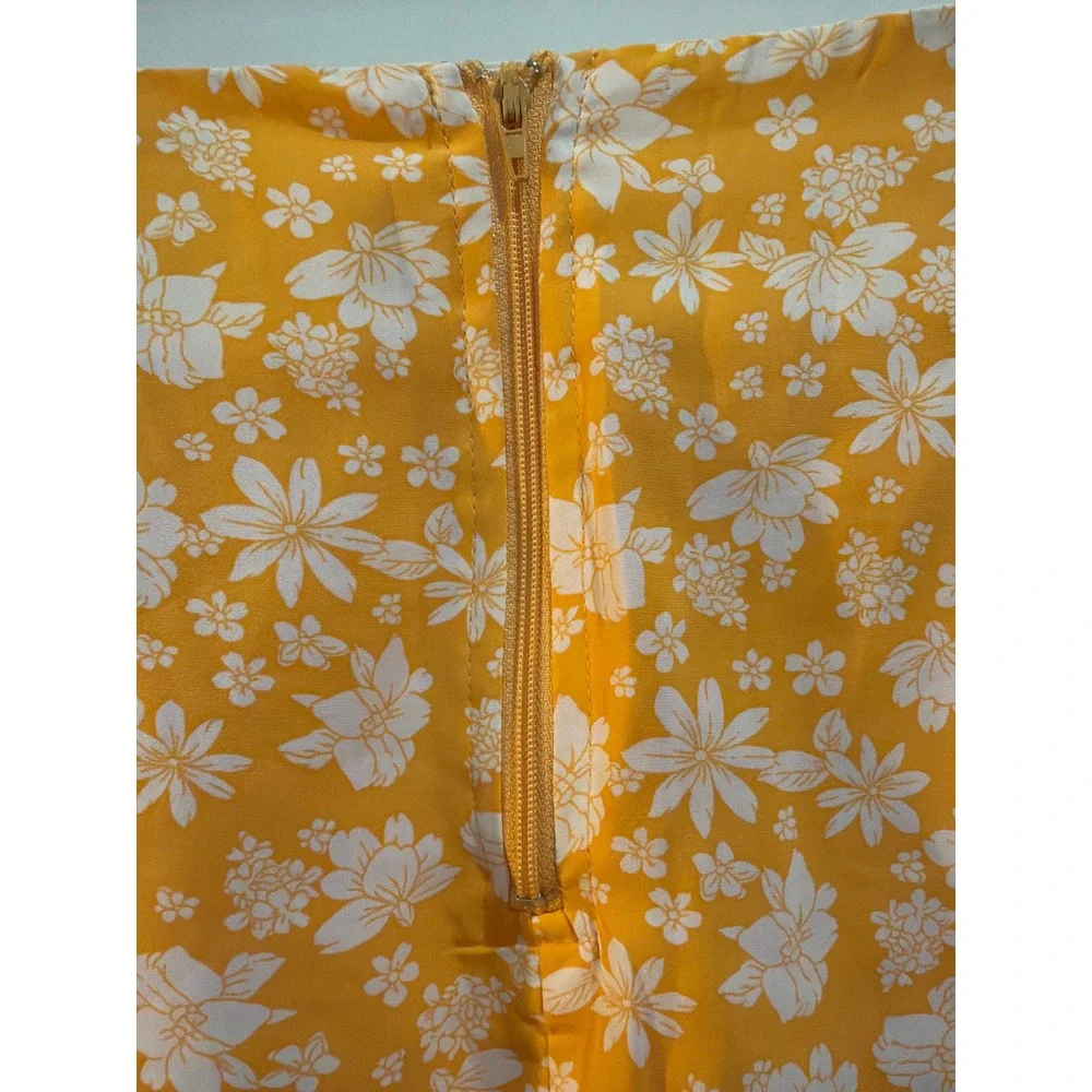 Windsor Yellow Floral Ruched Mini Skirt Size Small VIST8912-S